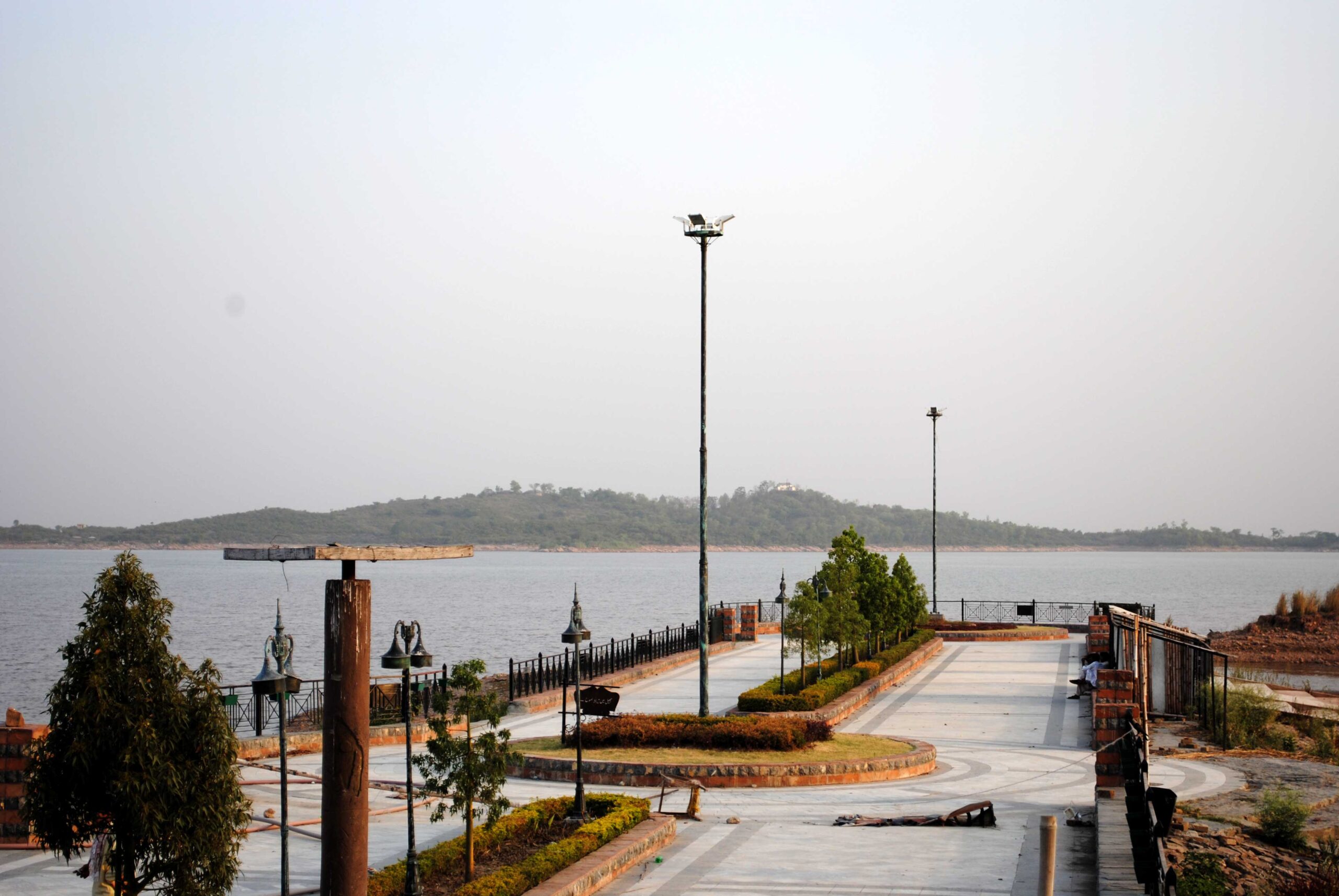 lake-view-park-rawal-lake