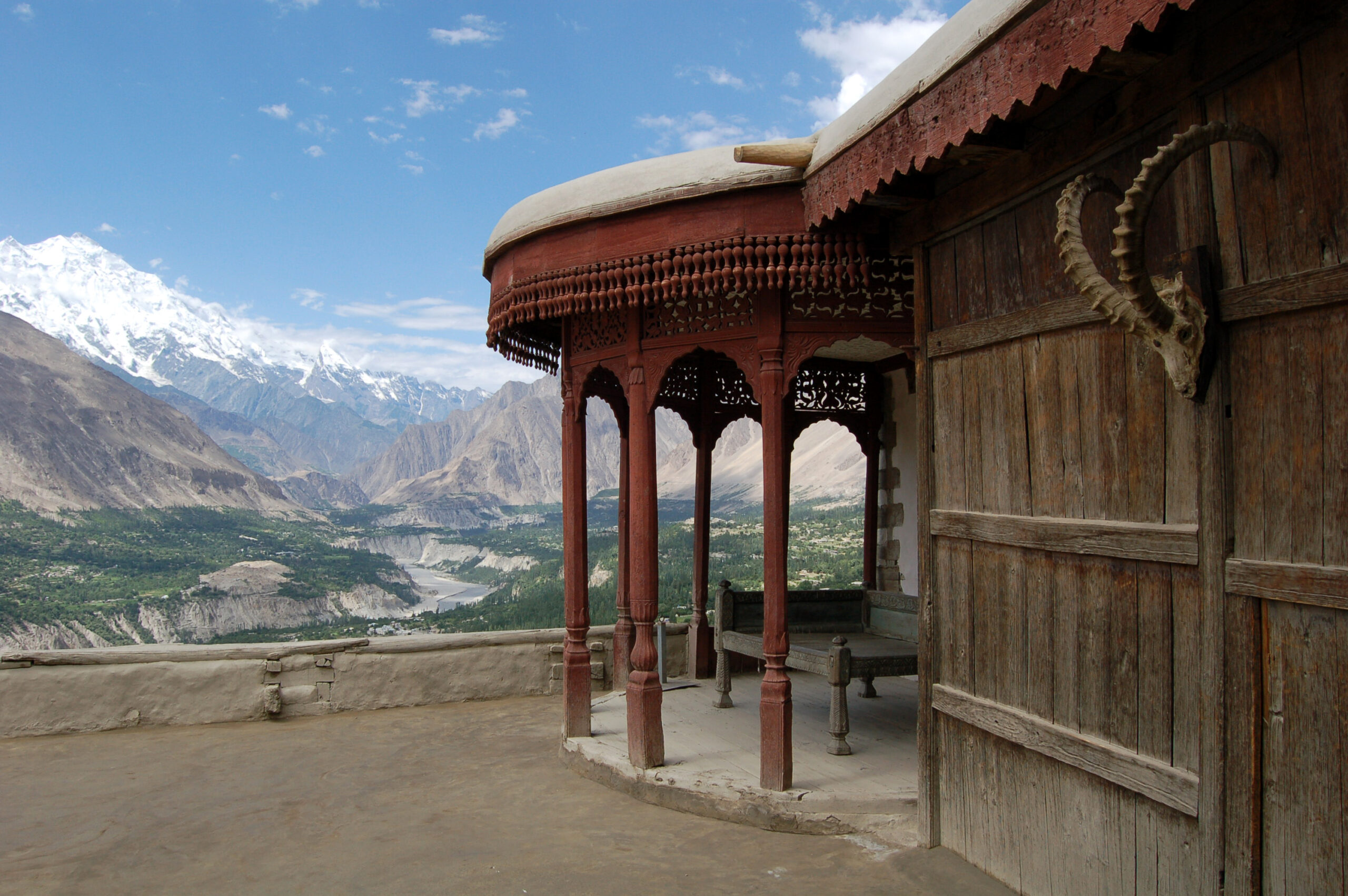 Baltit fort & Rakaposhi, Hunza,