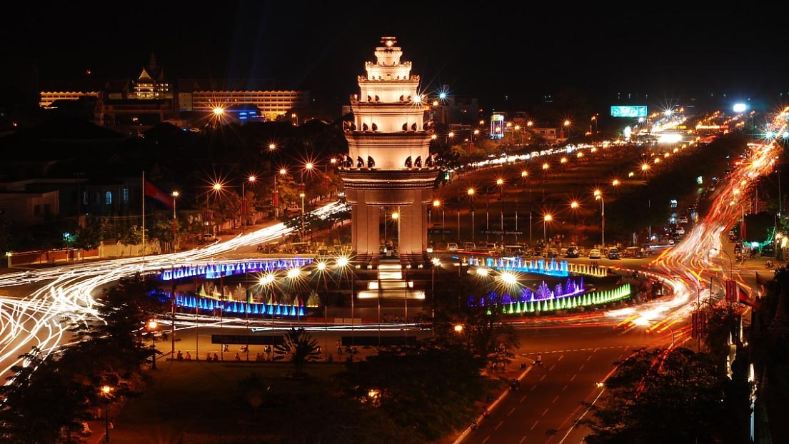 phnom-penh-independence-monument